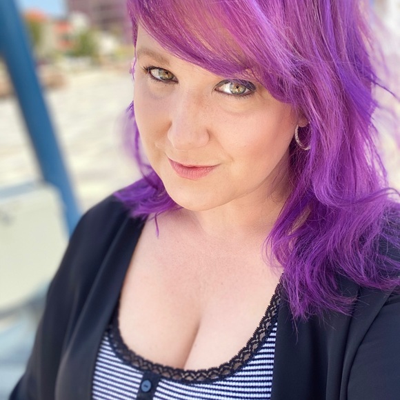 Meet your Posher, Jesyca - Picture 3 of 3